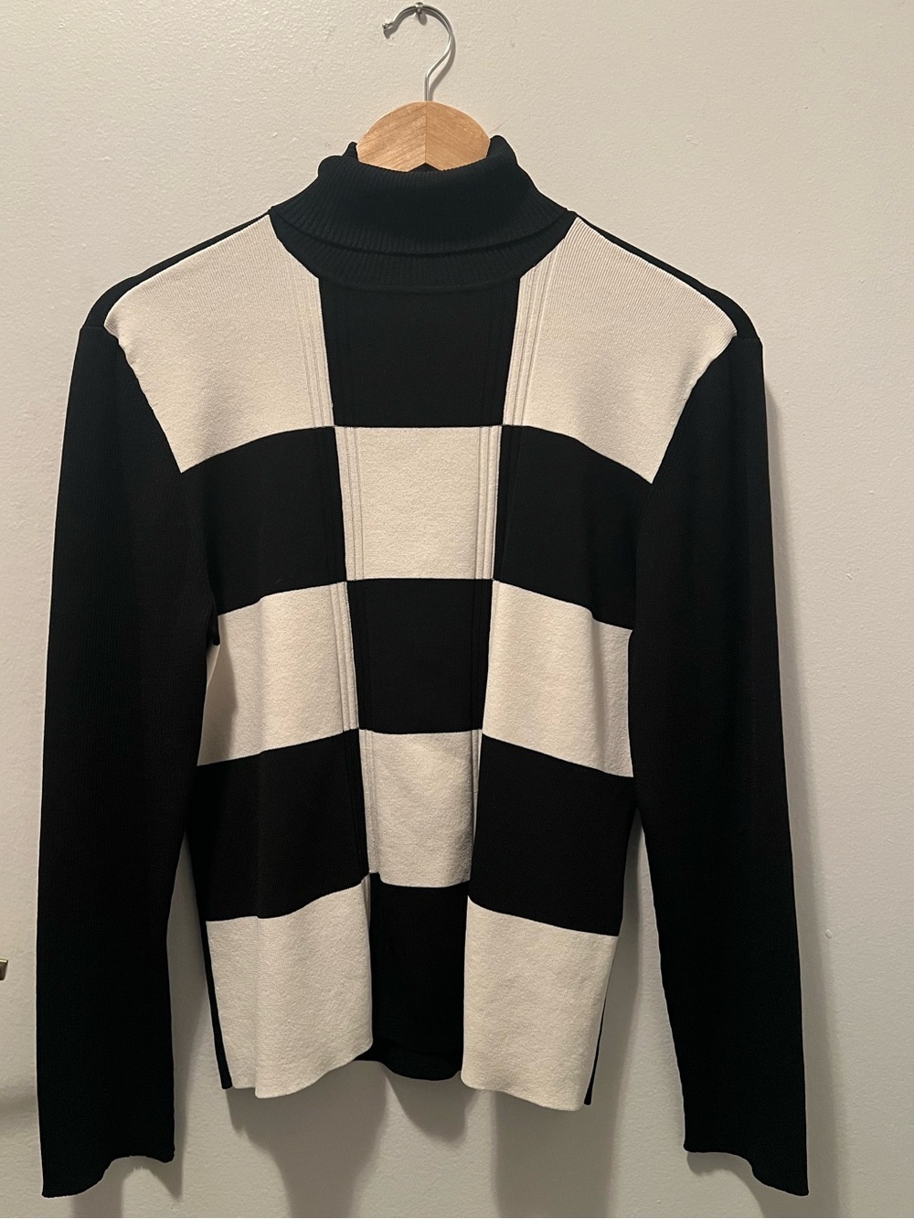 ✨ Laura Checkerboard Turtleneck Knit Sweater Black White XL